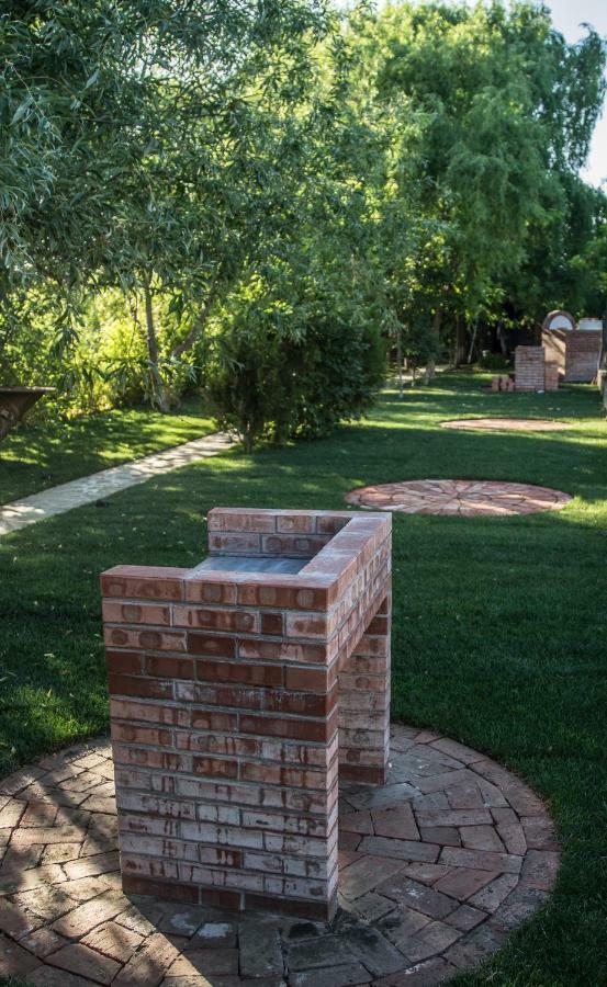 יאשי Enpi Lake Resort מראה חיצוני תמונה